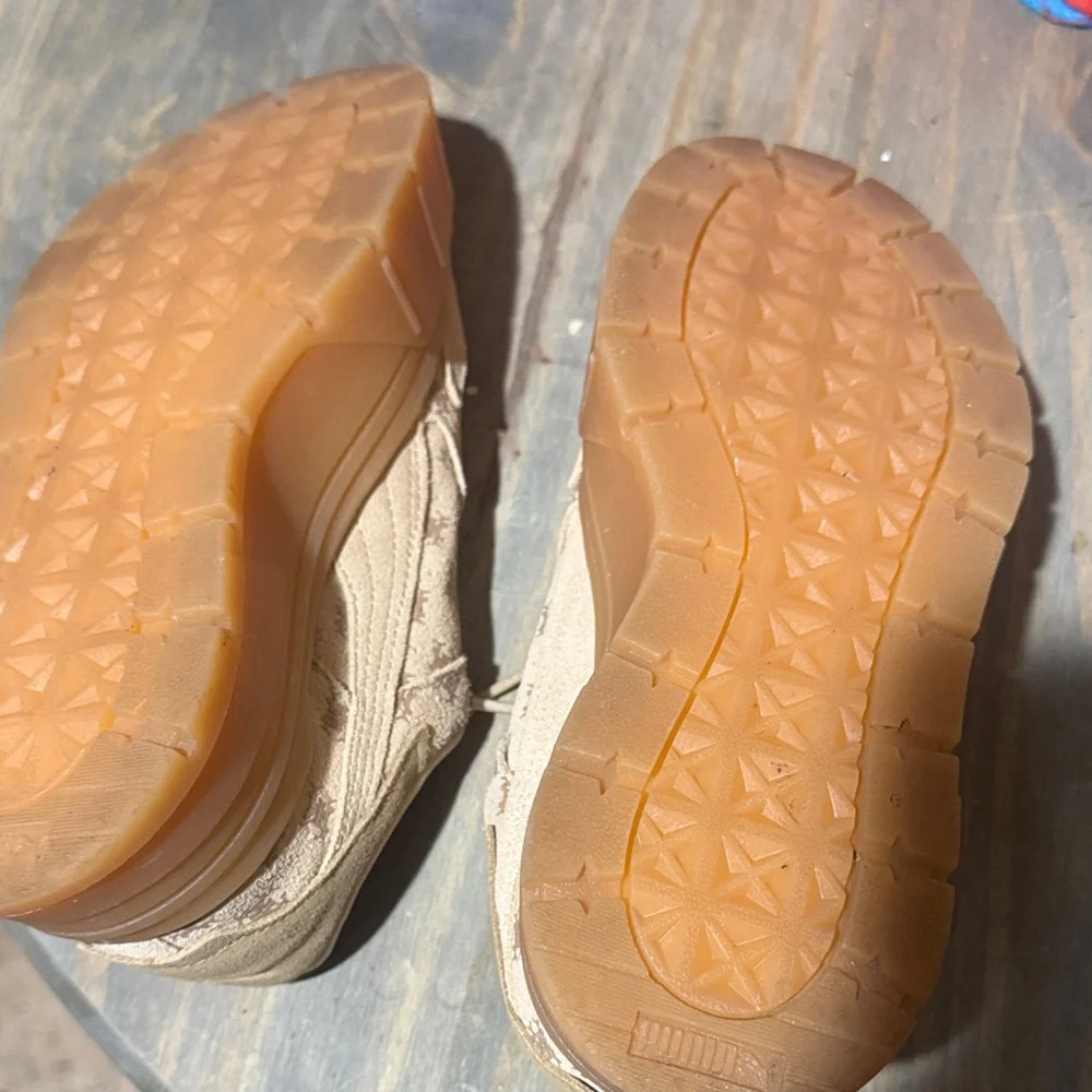 Puma Beige/Tan Platform Sneakers - Picture 2 of 4